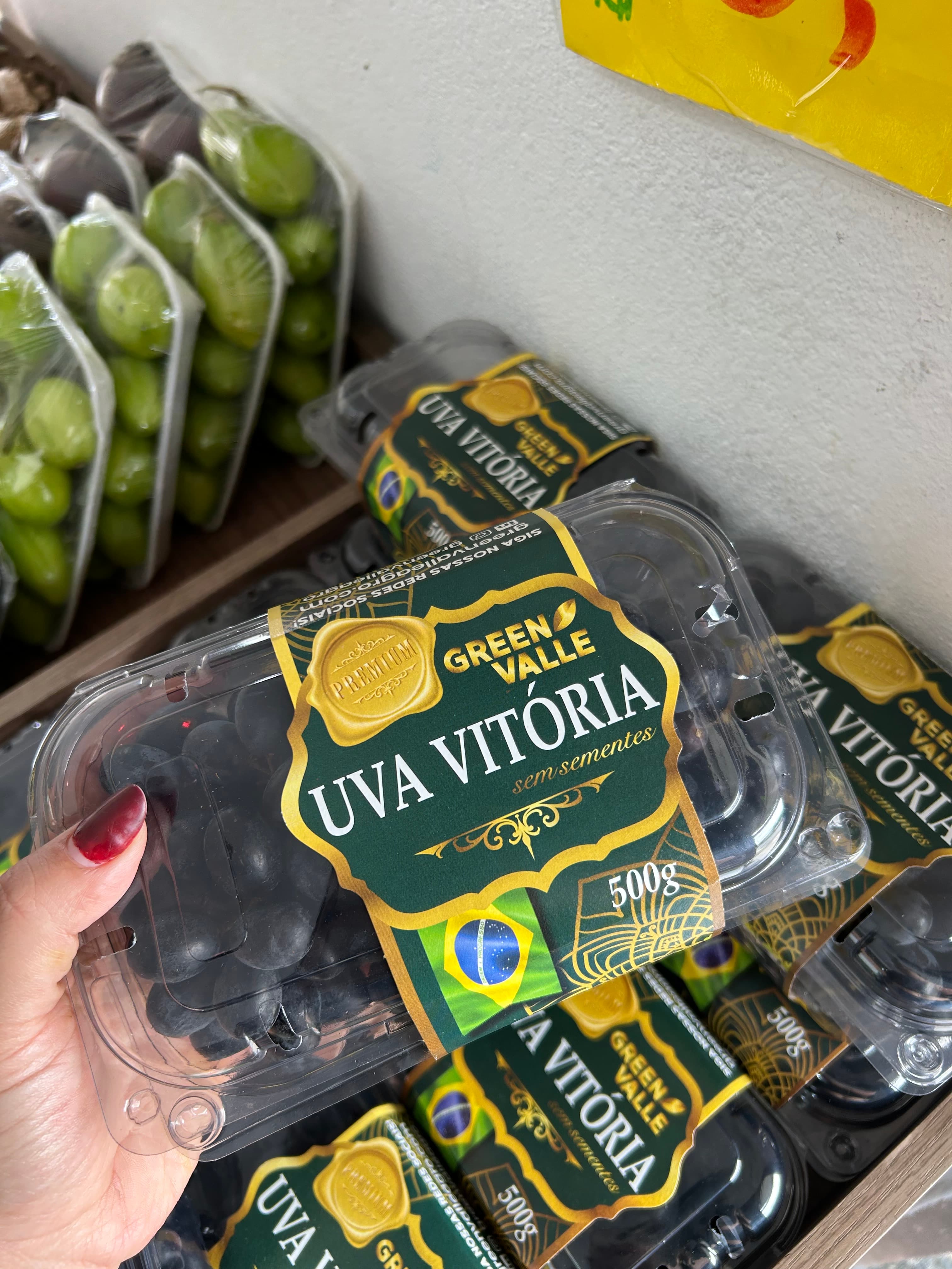 Bandeja de Uva Vitória (sem semente)